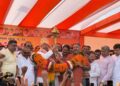 रामप्रताप चौहान अधिकारियों को चेताते हुए बोले उनके कार्यकर्ताओं का काम नहीं रुकना चाहिए