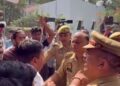 मंडलायुक्त कार्यालय में पुलिस और कांग्रेस कमेटी के कार्यकर्ताओं की झड़प, कृषि मंत्री के खिलाफ नारेबाजी