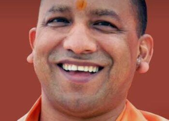 आगरा में बारिश ने बिगाड़ा मुख्यमंत्री के कार्यक्रम का गणित