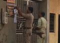 भाजपा पार्षद दो बेटों सहित हुआ फरार, घर पर कुर्की आदेश चस्पा