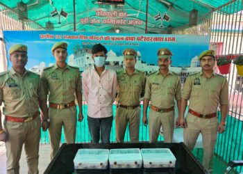 कथित पुलिस अधिकारियों का भय दिखाकर बुजुर्ग से लगातार लाखों रुपये की ठगी
