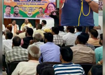 एमएलसी चुनाव: शिक्षक सीट पर भाजपा और सपा में टक्कर, स्नातक सीट पर भाजपा के मानवेंद्र ‘गुरुजी’ का पलड़ा भारी