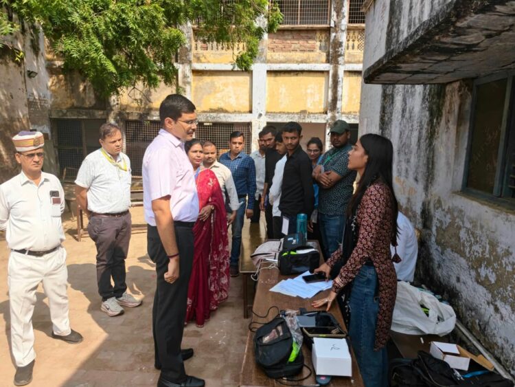 पीईटी-2026 की परीक्षा का प्रथम चरण शांतिपूर्वक संपन्न